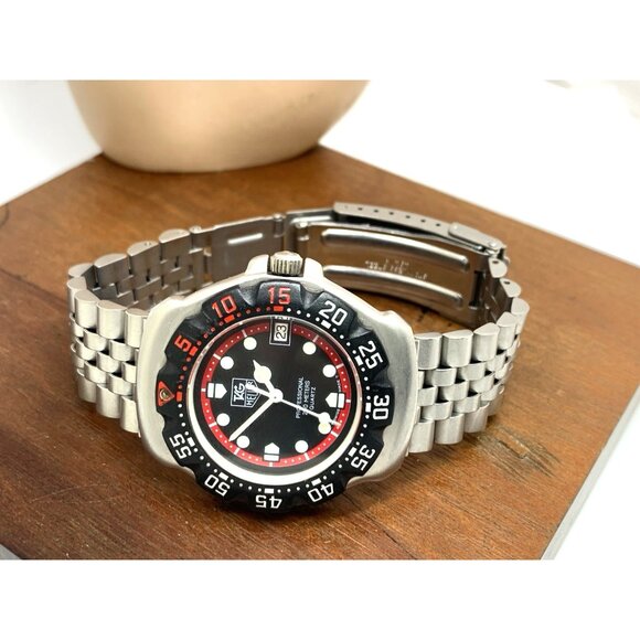 Tag Heuer Unisex Watch WA1214 Professional Swiss Quartz Red Black Dial 34mm - Picture 8 of 14